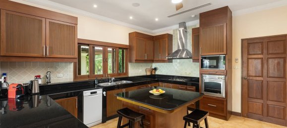 Villa de 6 dormitorios en Phuket, Thailand No. 72366 14