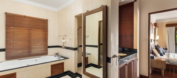 Villa de 6 dormitorios en Phuket, Thailand No. 72366 18