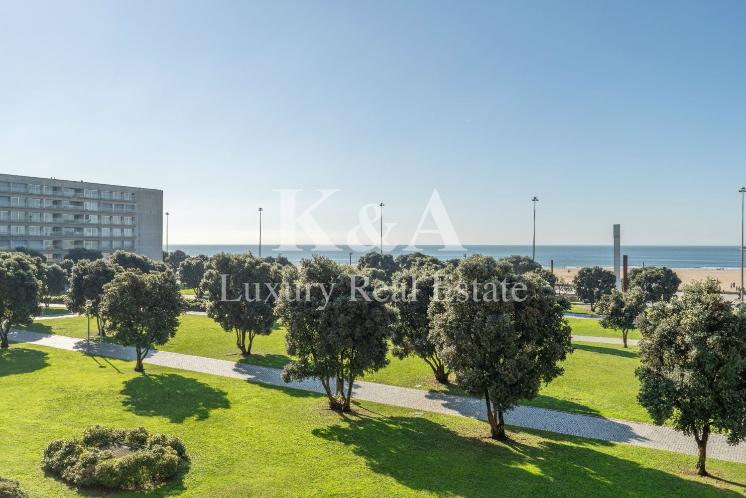 4 bedrooms Apartment in Matosinhos, Portugal No. 114072