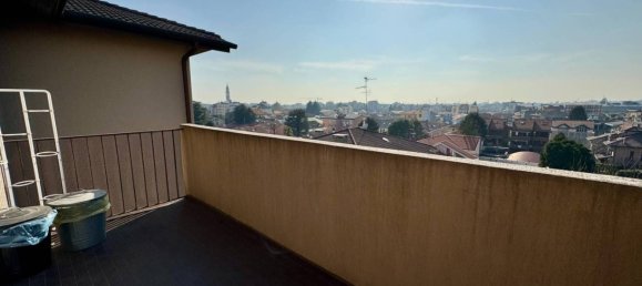 Квартира с 2 спальнями в Лиссоне, Италия № 185362 7