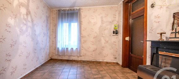 2 bedrooms House in Maubeuge, France No. 52518 4