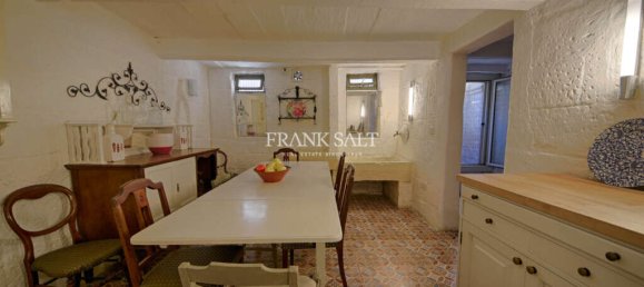 7 غرف نوم تاون هاوس في Sliema, Malta رقم 9983 4