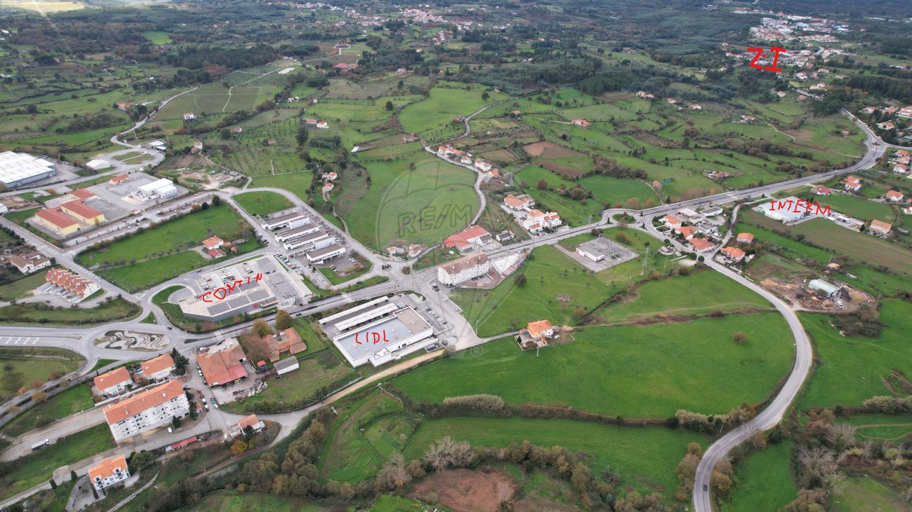 Casa de 4 dormitorios en Gouveia, Portugal No. 185253
