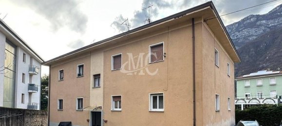 3-salle Appartement à Ala, Italy No. 30201 17