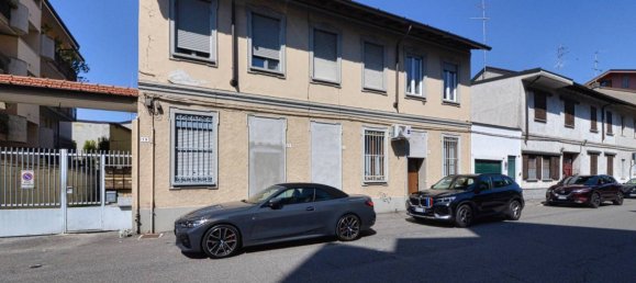 Studio in Lissone, Italy No. 287296 9