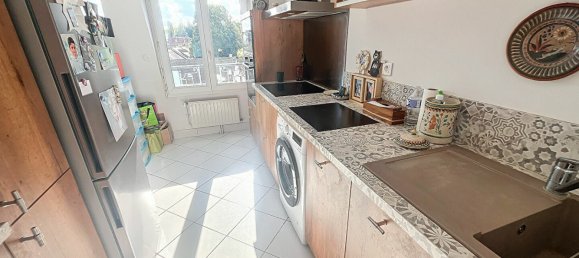 3 bedrooms Apartment in Saint-Fargeau-Ponthierry, France No. 180037 4