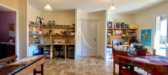 Casa de 5 dormitorios en Sassay, France No. 79049 7