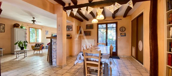 Casa de 5 dormitorios en Sassay, France No. 79049 5