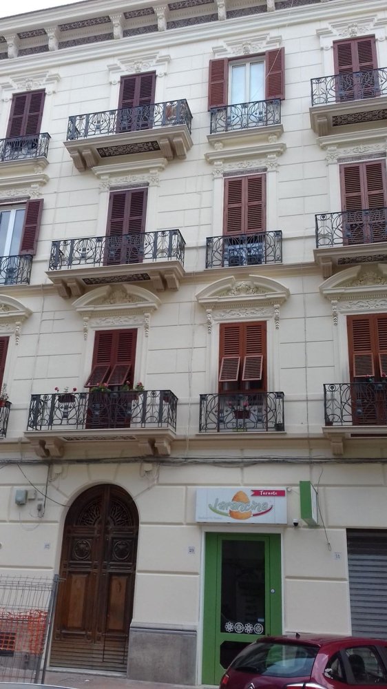 Apartamento de 4 divisões em Taranto, Italy N.º 131982