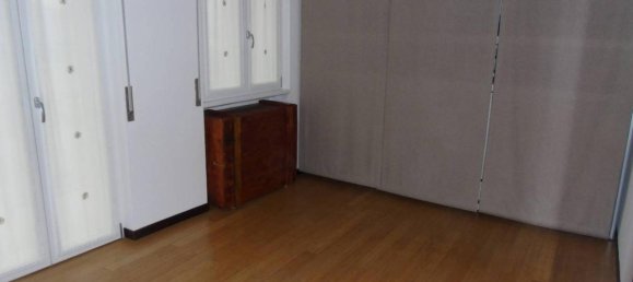 3 rooms Apartment in Alzano Lombardo, Italy No. 171369 9