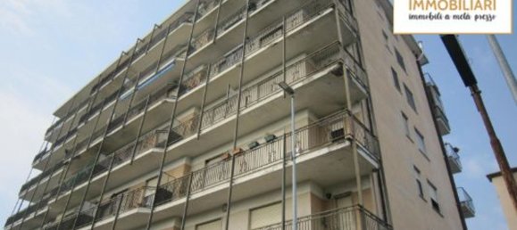 3 rooms Apartment in Villastellone, Italy No. 80741 3