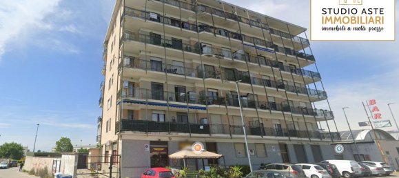 3 rooms Apartment in Villastellone, Italy No. 80741 6