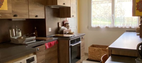 3 bedrooms Apartment in Saint-Michel-sur-Orge, France No. 180288 2