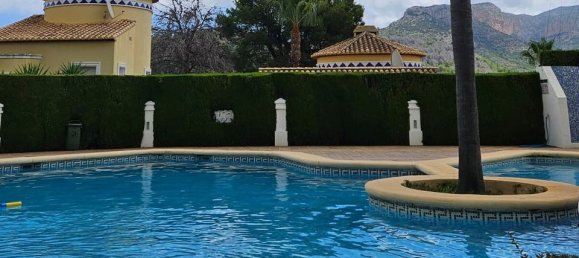 3 bedrooms House in Pedreguer, Spain No. 188282 2