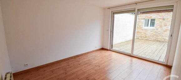 3 bedrooms House in Villefranche-sur-Saone, France No. 279773 8