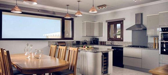 Propiedad comercial de 5 dormitorios en Zakynthos, Greece No. 698 3