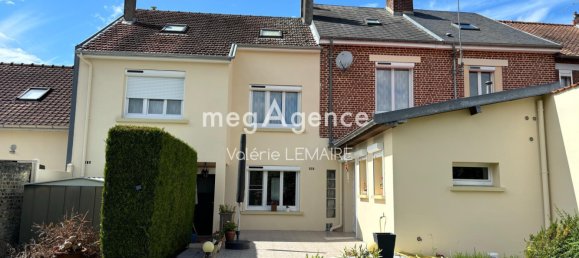 6 bedrooms House in Albert, France No. 274975 2