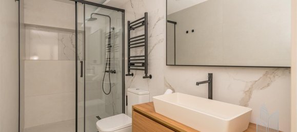 2 bedrooms Duplex in Madrid, Spain No. 127467 11