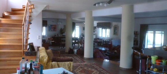 Коммерческая недвижимость с 4 спальнями в Халкида, Греция № 7286 7