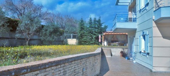 Коммерческая недвижимость с 4 спальнями в Халкида, Греция № 7286 13