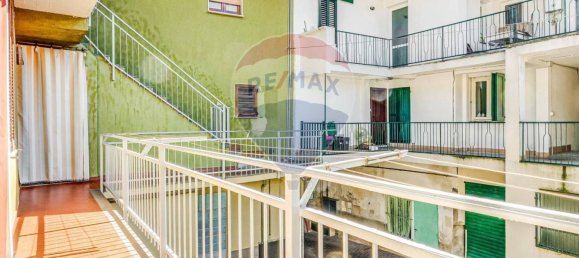 Квартира с 2 спальнями в Карнаго, Италия № 223459 21