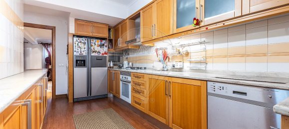 5 chambres Maison à Lisbon, Portugal No. 45705 10