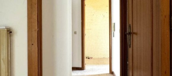 Apartamento de 4 habitaciónes en Misterbianco, Italy No. 49026 13