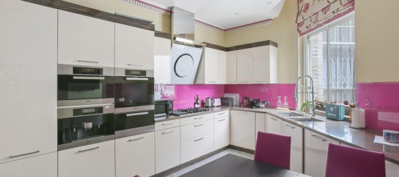 4 bedrooms Apartment in London, United Kingdom No. 13276 9