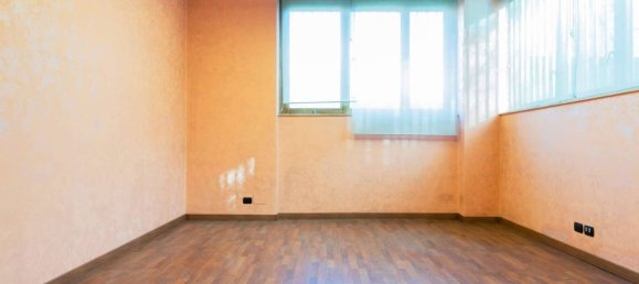 4 rooms Apartment in Sesto San Giovanni, Italy No. 342850 5