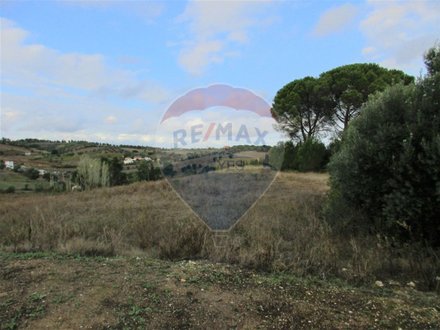 222m² Land in Cartaxo, Portugal No. 94971