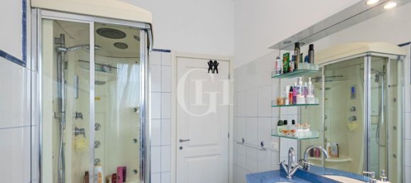 Apartamento de 3 habitaciónes en Salò, Italy No. 298290 14
