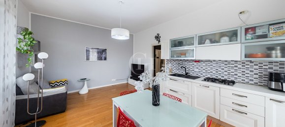 Apartamento de 3 habitaciónes en Salò, Italy No. 298290 3
