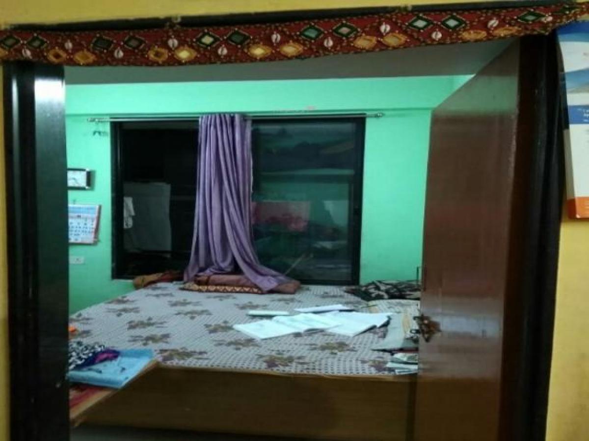 Studio in Amdavad, India No. 927