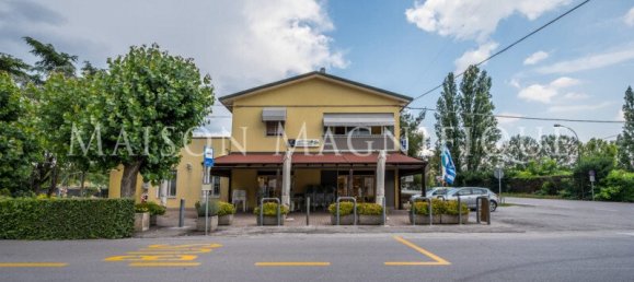 3 bedrooms House in Ferrara, Italy No. 167228 13