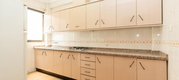 3 bedrooms Apartment in Granada, Spain No. 158761 5