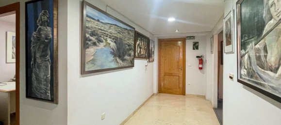 Apartamento T4 em Chartered Community of Navarre, Spain N.º 34372 5
