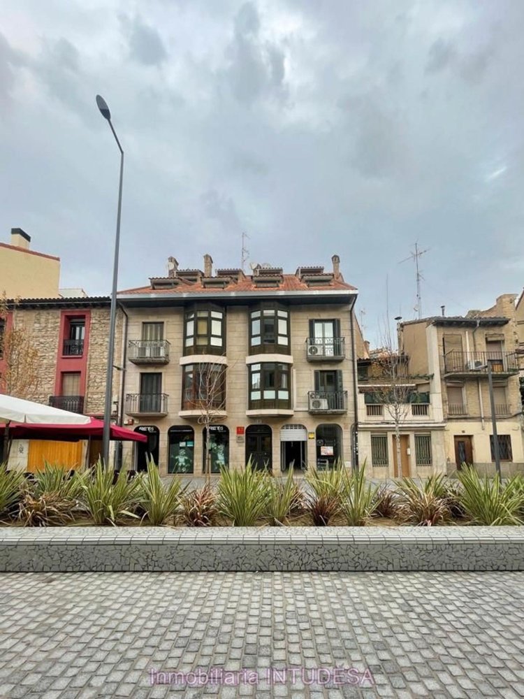 Apartamento T4 em Chartered Community of Navarre, Spain N.º 34372