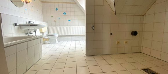 271m² Building in Wesermarsch, Germany No. 206856 31