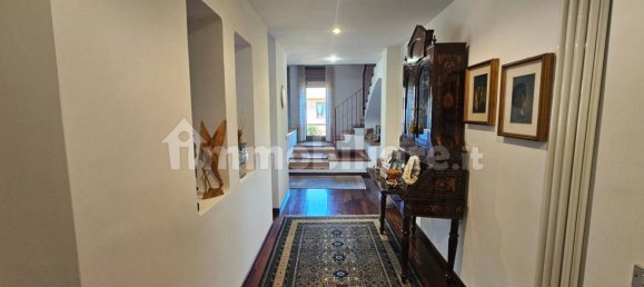 3 bedrooms Penthouse in Lissone, Italy No. 349451 8