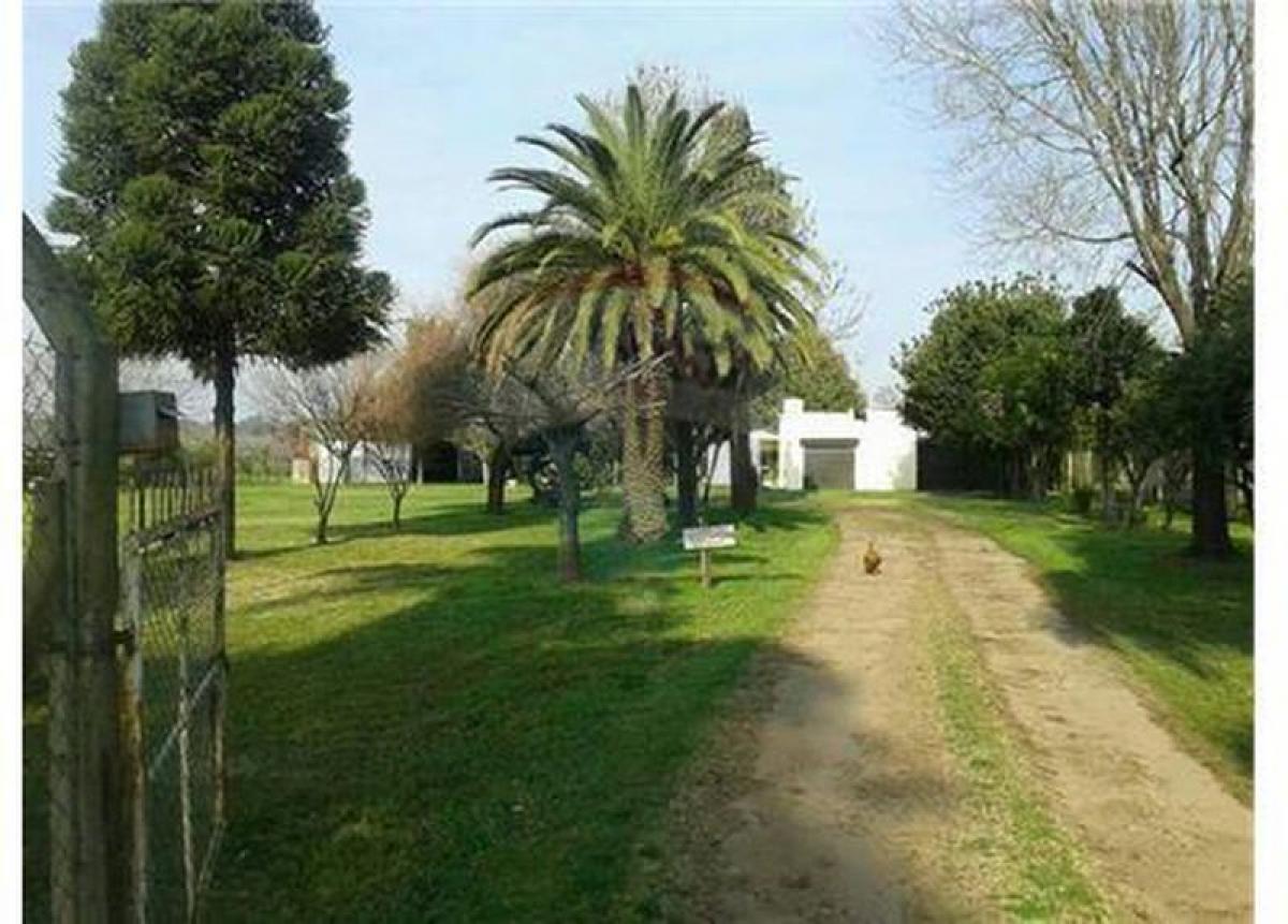 3 bedrooms House in Escobar, Argentina No. 53166