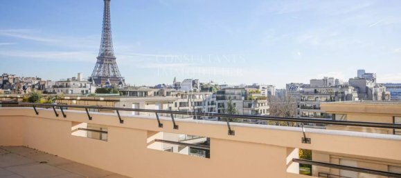 2 bedrooms Apartment in Paris, France No. 167832 5