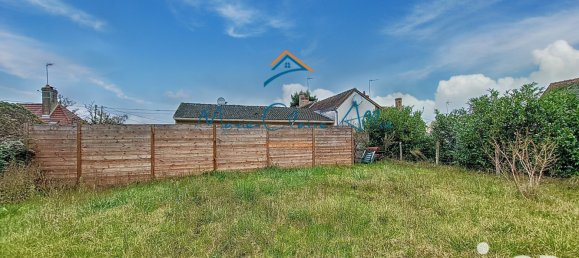 2 bedrooms House in La Ferte-Saint-Cyr, France No. 212614 18