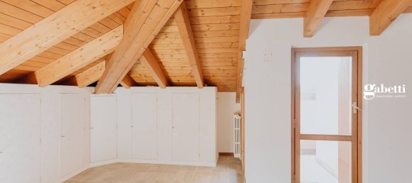 3 rooms Penthouse in Merate, Italy No. 5799 15