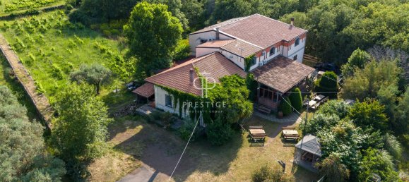 Здание с 8 спальнями в Кастильоне ди Сицилия, Италия № 354010 12