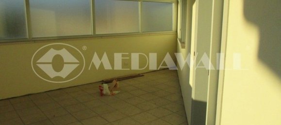 Apartamento de 4 habitaciónes en Pordenone, Italy No. 99869 5