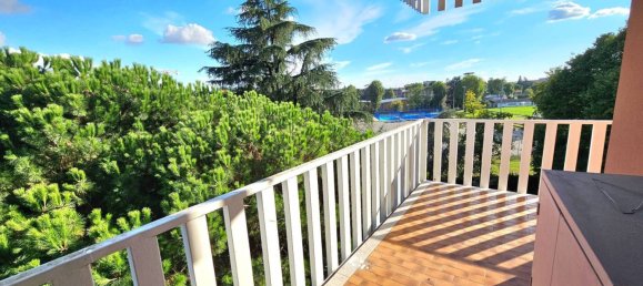 Apartamento de 2 dormitorios en Brescia, Italy No. 337448 2