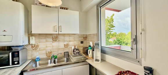 1 bedroom Apartment in Bordeaux, France No. 279380 5