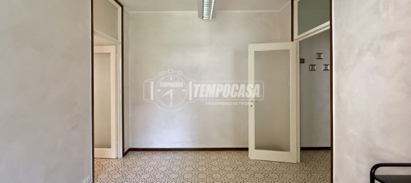 Apartamento de 2 habitaciónes en Lecco, Italy No. 275049 8
