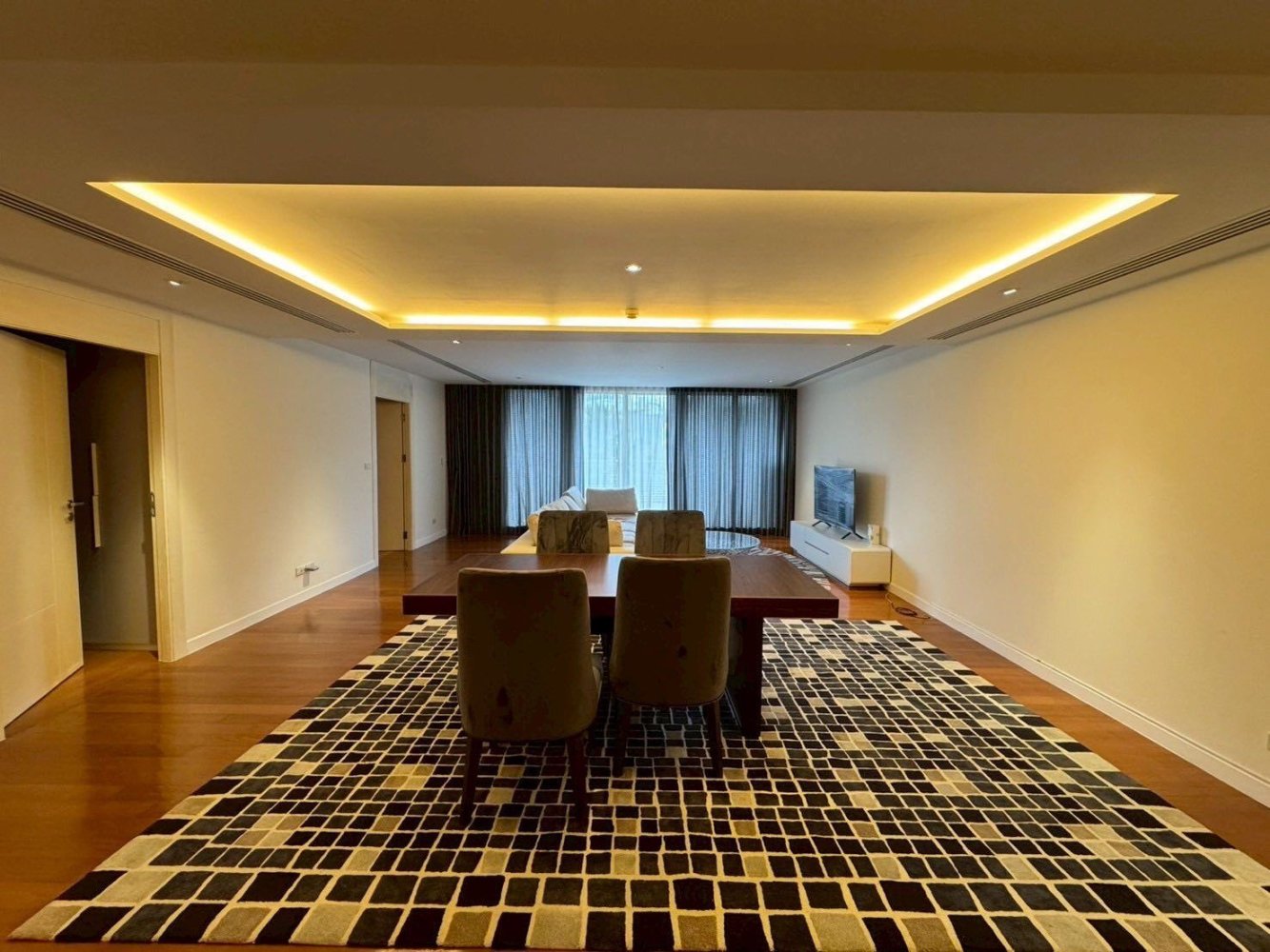 3 bedrooms Penthouse in Watthana, Thailand No. 64567