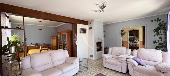4 bedrooms House in Calvados, France No. 354639 2